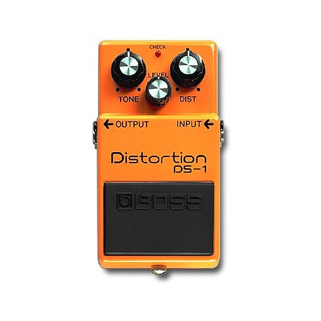 Boss DS1 distorsore