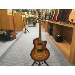 Godin 5th Avenue CW Kingpin II Cognac Sfumato Tric Case Deluxe Incluso