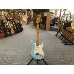 Fender Custom Shop '57 Stratocaster Relic Guitar, Maple Fingerboard, Faded Aged Daphne Blue