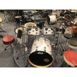 DW Collector's Maple Standard Batteria 5 pz. usato
