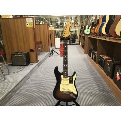 Fender AM PRO II STRAT RW 2TS