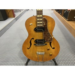 Godin 5th Avenue Jumbo P90 Harvest Gold