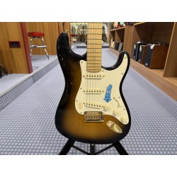 Fender Stratocaster Deluxe 50th Anniversary Anno 2004