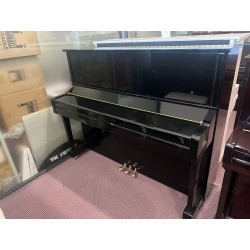 Hausmann HU-121E Pianoforte verticale nero lucido usato