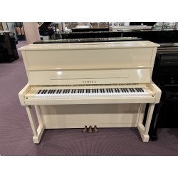 Yamaha Pianoforte P121N Bianco usato
