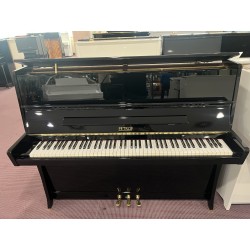 Petrof Pianoforte verticale nero usato