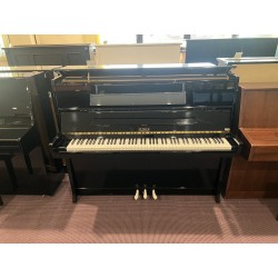 Petrof Pianoforte verticale nero usato