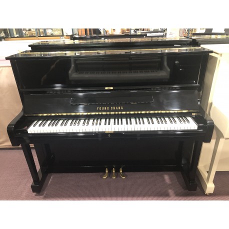 Young Chang Pianoforte verticale Mod. U-121 usato