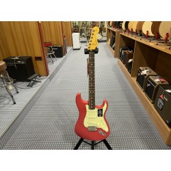 Fender AM PRO CLSC STRAT RW FDKR 