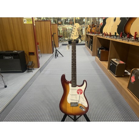 Fender SQ SONIC STRAT LRL WPG SSB 