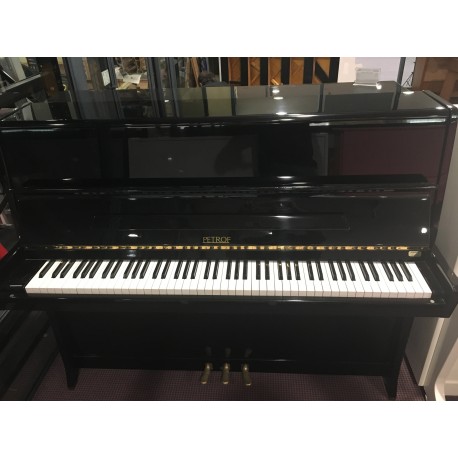 Petrof Pianoforte nero usato 